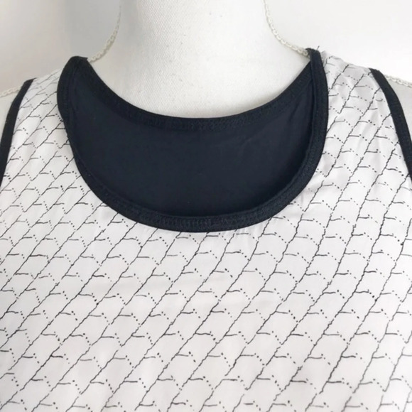 Armani Exchange • Black White Pattern Dress - Picture 3 of 5